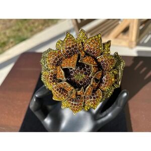 NWT Authentic HEIDI DAUS "Late Bloomer" Crystal Flower Cuff Bracelet Light Topaz